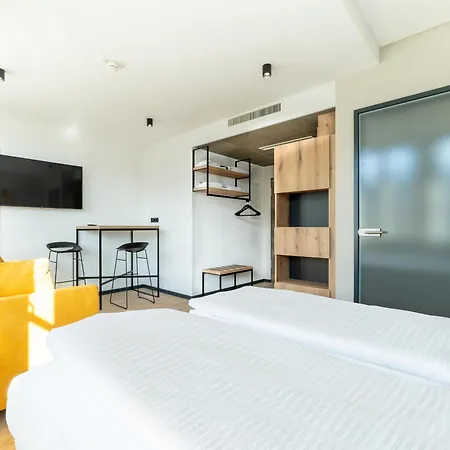 Hotel Albstadt-hbf 3*